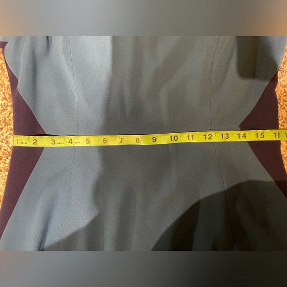 Tahari Size 10 Blue Dress - Picture 8 of 9